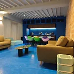 Les Halles - Luxurious & Colorful 4Bd For 16 Guest