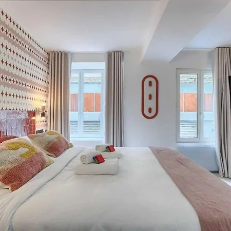 Appartamento Les Halles - Luxurious & Colorful 4bd For 16 Guest *