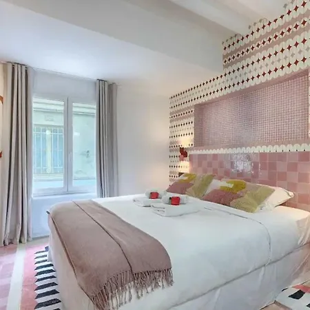 Appartamento Les Halles - Luxurious & Colorful 4bd For 16 Guest Parigi